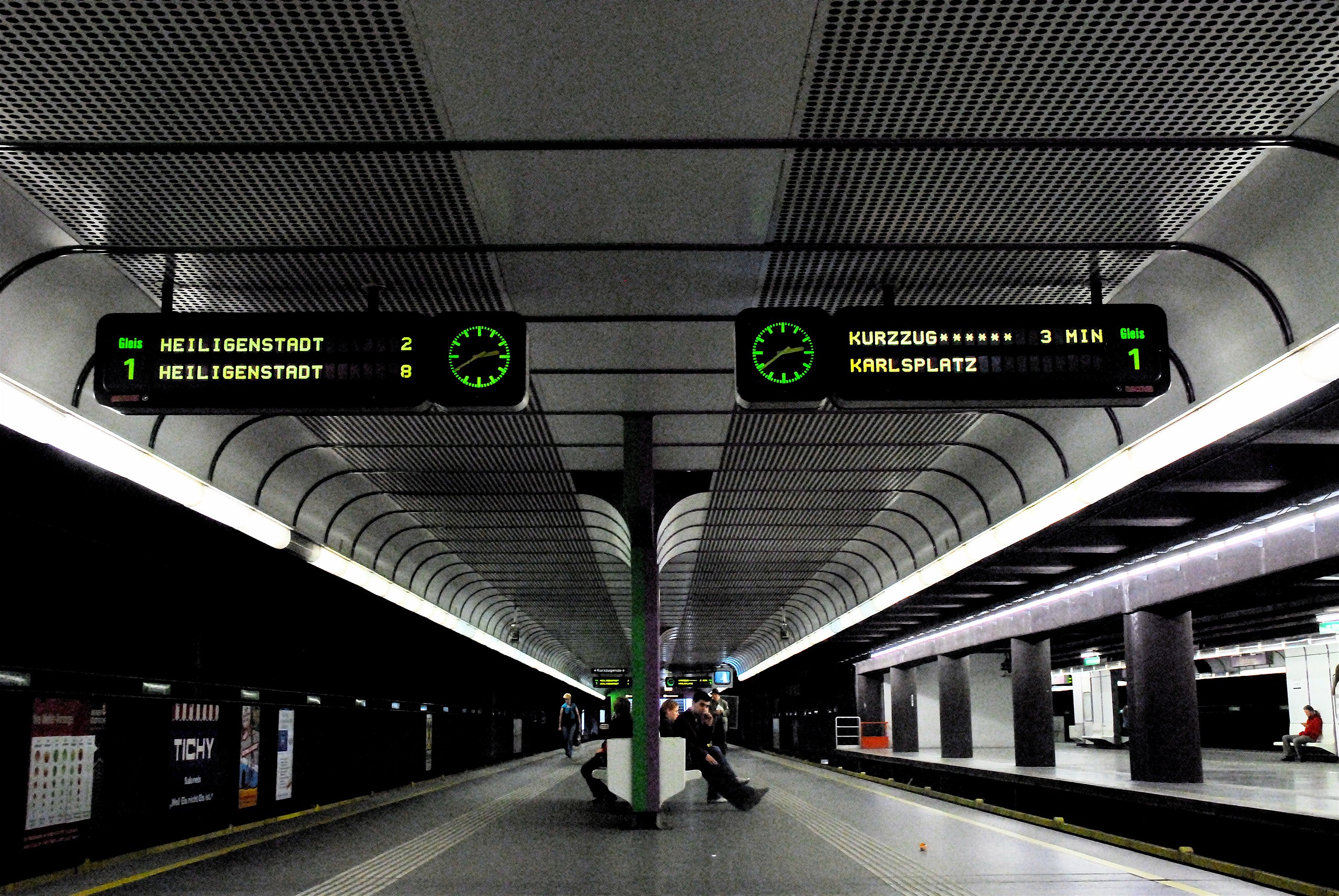 Underground Station U4 Schottenring, Vienna, Wien, AT