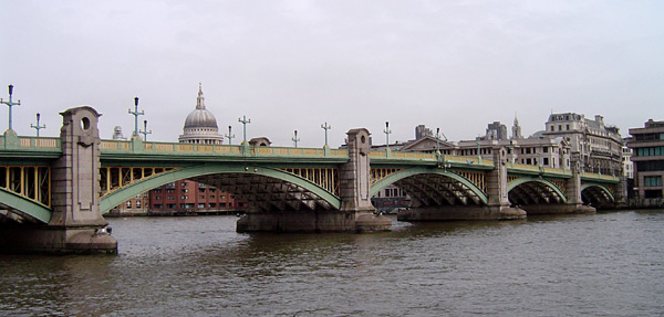 Southwark Bridge, Southwark, London, Greater London, GB