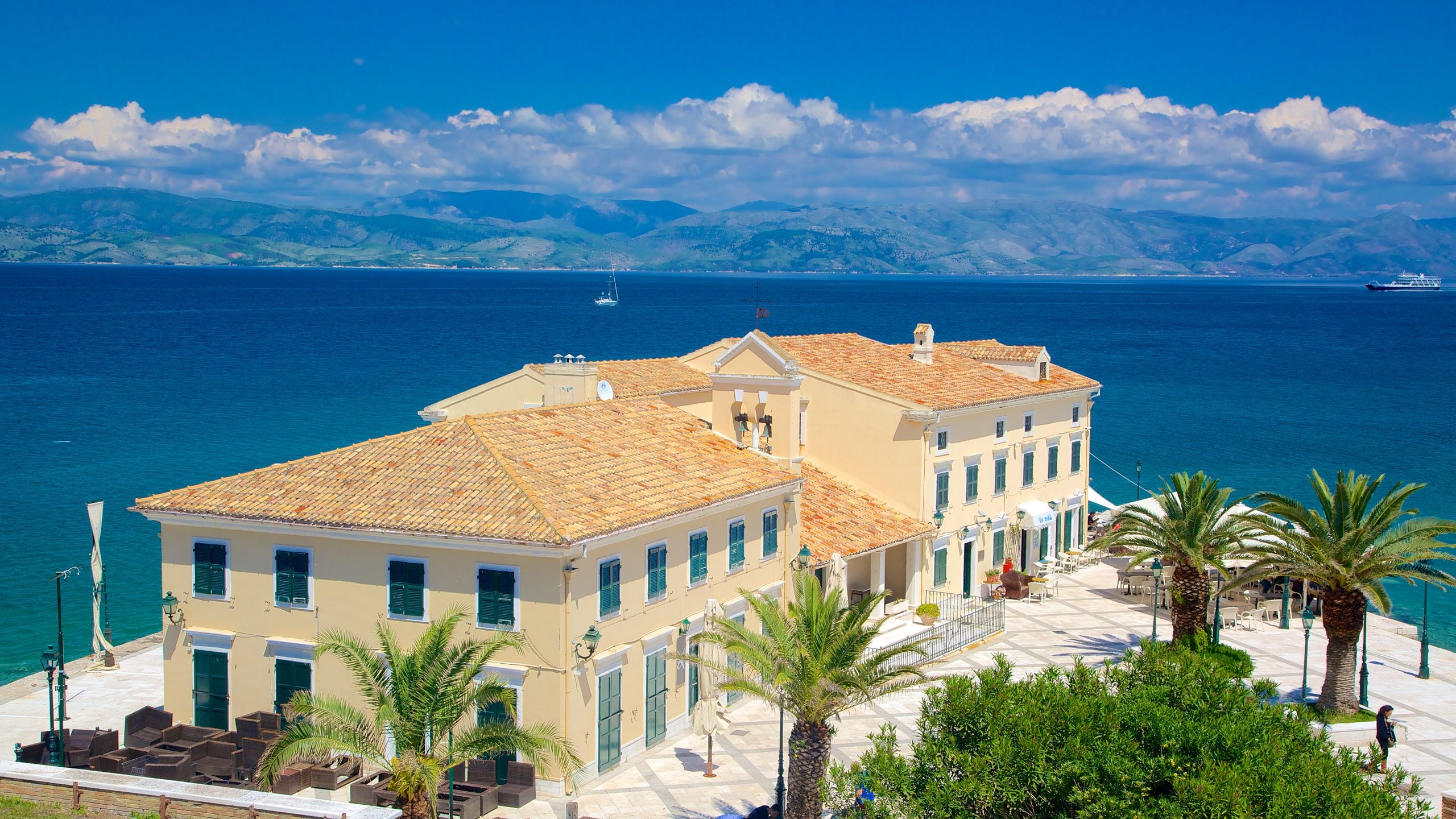 Long Steps, Corfu, GR