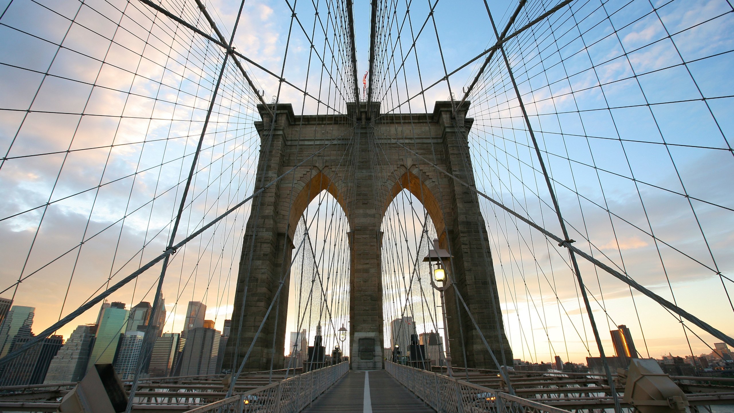 Brooklyn Bridge, New York, US