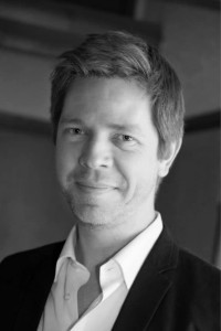 Henrik Tamm as Production Design in Shrek the Halls (11/2007)