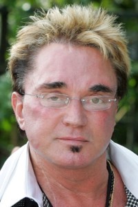 Roy Horn as Self in Ocean's Eleven (12/2001)