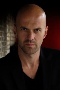 Velibor Topic as The Russian in Snatch (09/2000)