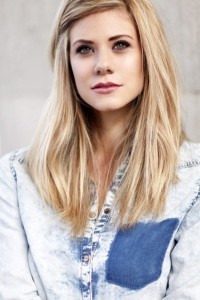 Anna Momcilovic as Debutante in Beauty and the Beast (03/2017)