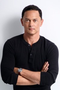 Mark Greaney as Novel in The Gray Man (07/2022)