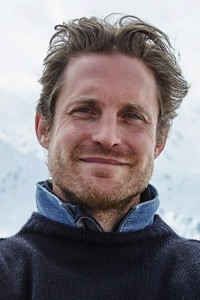 Neal Callow as Standby Art Director in Casino Royale (11/2006)