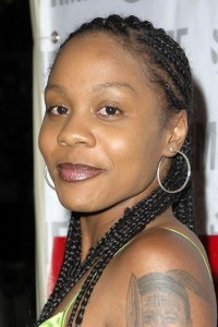 Indigo as Dora in Mississippi Grind (07/2015)