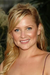 Jessica Capshaw as Abby in Holidate (10/2020)