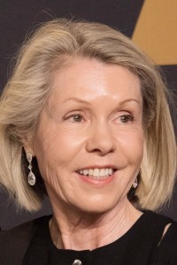 Sandy Reynolds-Wasco as Set Decoration in Collateral (08/2004)