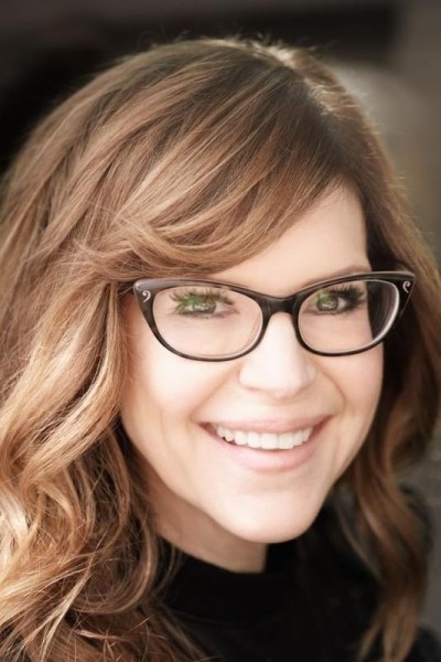 Lisa Loeb profile image