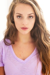 Jacqueline Scislowski as Student in Man of Steel (06/2013)