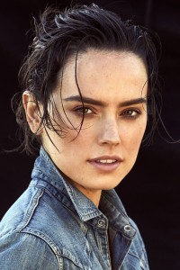 Daisy Ridley as Rey in Star Wars: The Last Jedi (12/2017)