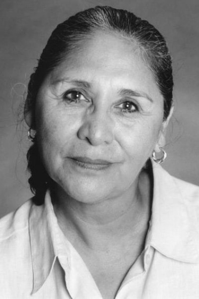 Julia Vera profile image