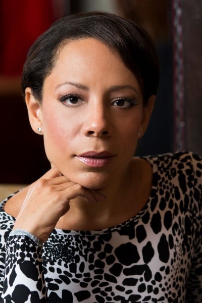 Selenis Leyva profile image