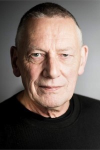 Larry Rew as Ring King of Men (uncredited) in The Lord of the Rings: The Fellowship of the Ring (12/2001)