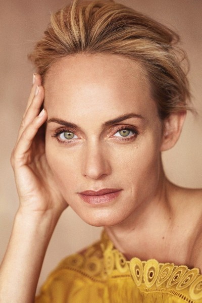 Amber Valletta profile image