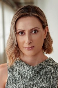 Angela Russo-Otstot as Producer in Extraction 2 (06/2023)