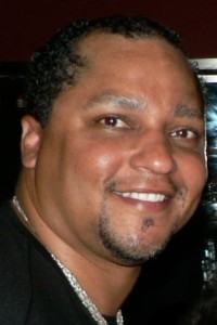 Douglas Shamburger as Pound Dog (voice) in Doctor Dolittle (06/1998)