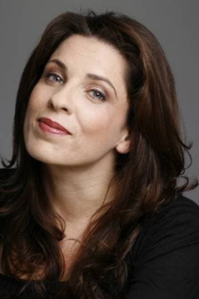 April Stewart profile image