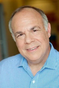 Michael Maggiani as Mob Associate, Baron's Restaurant (uncredited) in American Hustle (12/2013)