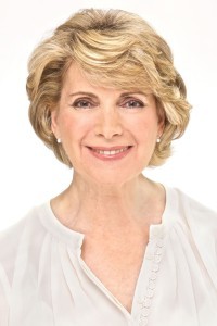 Tina Simmons as Female Executive in Train (uncredited) in Mission: Impossible (05/1996)