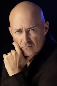 Sam Arnold as Bar Patron (Stephen) (uncredited) in Blast from the Past (02/1999)