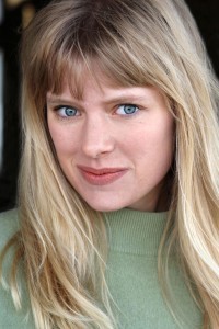 Sarah Durn as Terrified Customer in Renfield (04/2023)