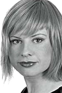 Stella Steenkamp as Phyllis Sinderson - MNU Alien Relations in District 9 (08/2009)