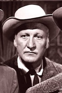 Herschel Graham as Townsman (uncredited) in It's a Wonderful Life (12/1946)