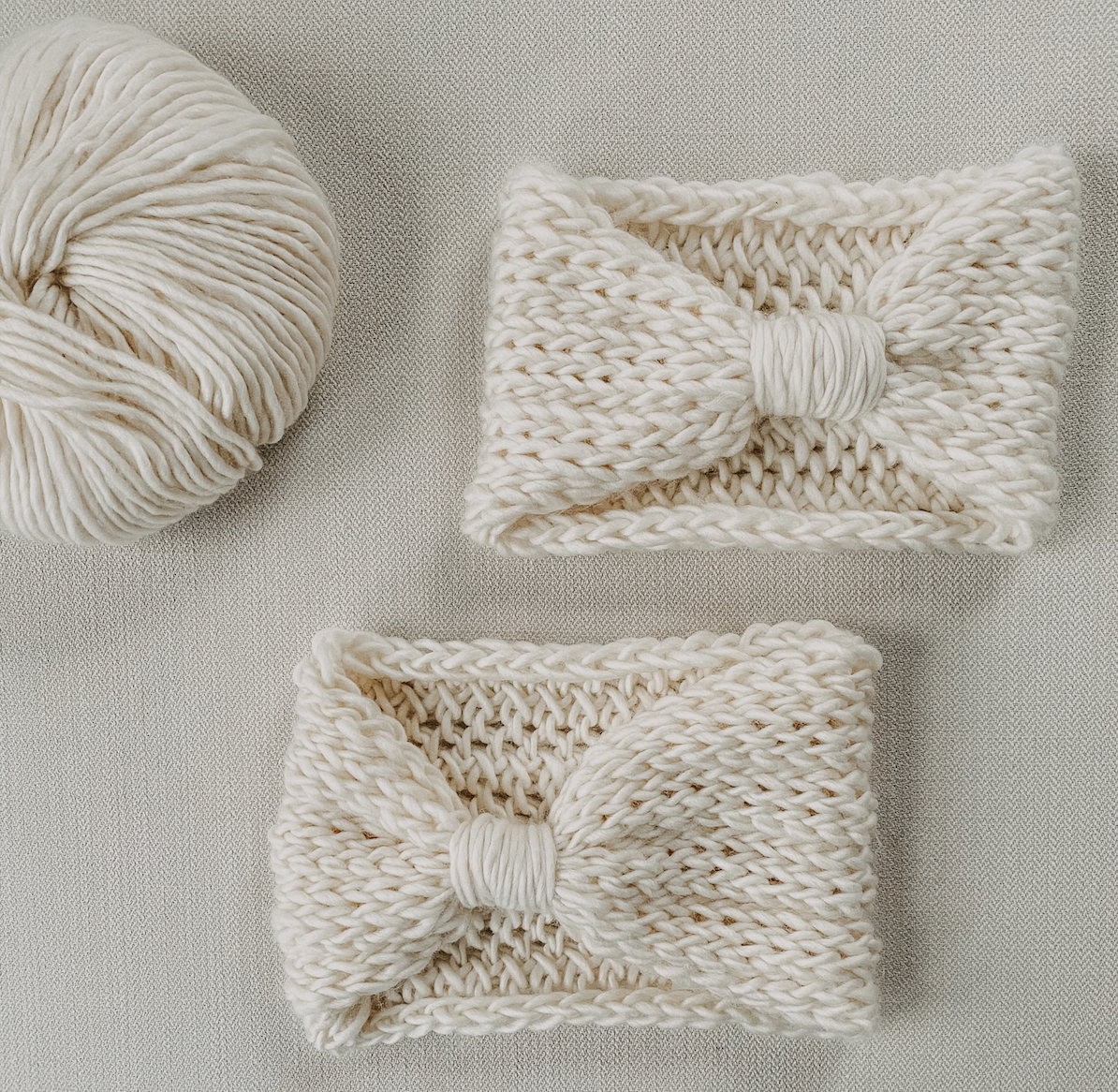 Finger knit ear warmer headband tutorial