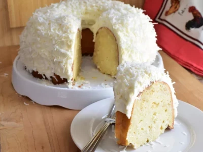 Tom Cruise Coconut Bundt Cake