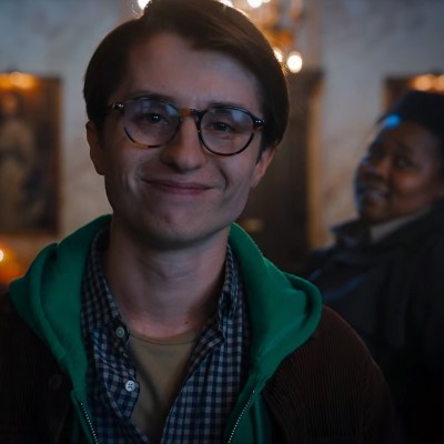 Rowan appears at Nevermore Academy the day after his murder