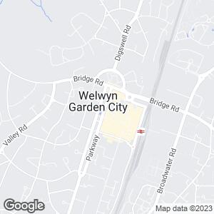 Parkway Bar, Welwyn Garden City, England, GB