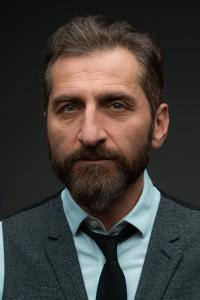 Tim Seyfi as Alexander in Operation Fortune: Ruse de Guerre (01/2023)