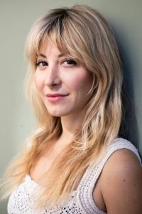 Zina Wilde as Poker Player in 80 for Brady (02/2023)