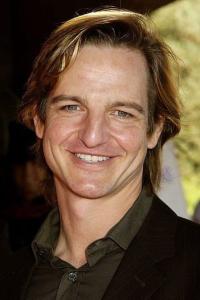 William Mapother as Calligraphy Professor in Jobs (08/2013)
