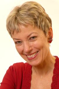 Jean Gilpin as Additional Voices (voice) in Rio (04/2011)