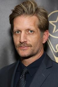Paul Sparks as Carver in Mud (04/2013)