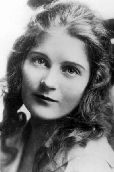 Mae Marsh profile image