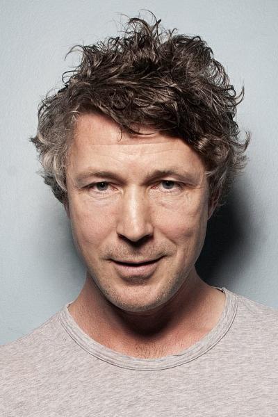 Aidan Gillen profile image