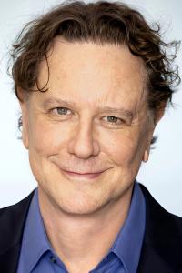 Judge Reinhold as Gerald Hopkins in Gremlins (06/1984)