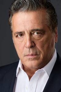 John Fiore as Kinky in Meet the Parents (10/2000)