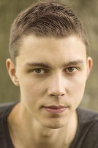 Felix Leech as Stunts in Dracula Untold (10/2014)