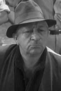 Herbert Heywood as Building & Loan Depositor (uncredited) in It's a Wonderful Life (12/1946)