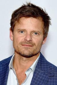 Steve Zahn as Monty (voice) in Stuart Little (12/1999)