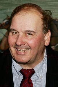 Ernie Sabella as Pumbaa (voice) in The Lion King II: Simba's Pride (10/1998)