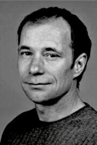 Lee Hartley as Hero Orc (uncredited) in The Lord of the Rings: The Two Towers (12/2002)