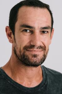 Aron Eastwood as Stunts in The Hobbit: An Unexpected Journey (12/2012)