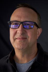 Todd Toon as Supervising Sound Editor in Scream 2 (12/1997)