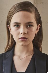 Ryan Kiera Armstrong as Young Antonia in Black Widow (01/2021)